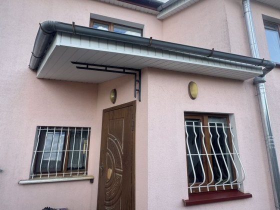 Продам 2/3 будинка в м. Сокаль Сокаль