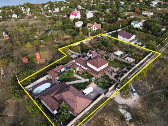 Продаётся\Сдаётся в долгосрочную аренду усадьба Надбузьке