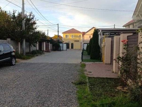 Продам дом-дуплекс в Червонном хуторе. Лиманка