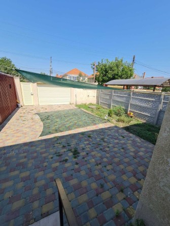 Невеликий відокремленний будиночок в Червоному Хуторі - фото 1