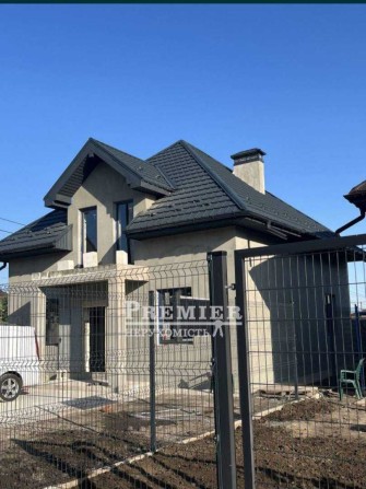 Продам двоповерховий будинок в Фонтанці - фото 1