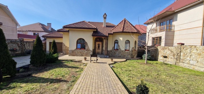 Продам красивый дом-мечту в Авангарде (155-634) - фото 1