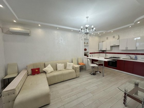 Продам дом с ремонтом в Червоном Хуторе. Можно на 2 семьи (215-119 Лиманка