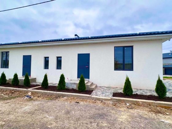 У продажу одноповерховий дуплекс с безпечним укриттям. Лиманка