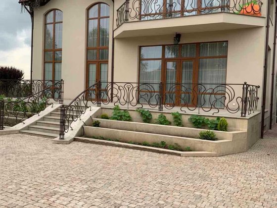 Продаж будинку в Совіньон Одеса 15 соток Лиманка