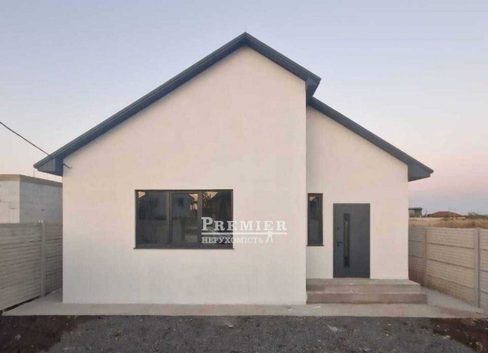 Продам сучасний будинок в Фонтанці - фото 1