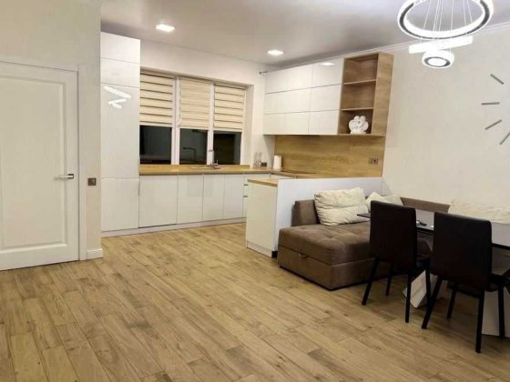 Новый дом с ремонтом и мебелью в Фонтанке!