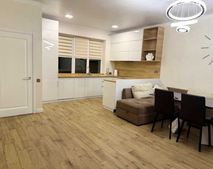 Новый дом с ремонтом и мебелью в Фонтанке! - фото 1