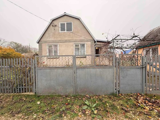 Продам дом с летней кухней в СОГ Западный.Классное место Великодолинское