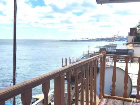 Продам дом, дачу в Совиньоне , первая линия моря! Бурлачья Балка