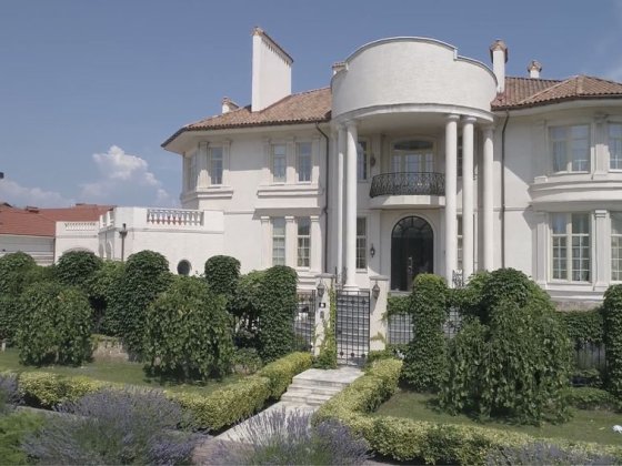 Совиньон, особняк в средиземноморском стиле. Таирово