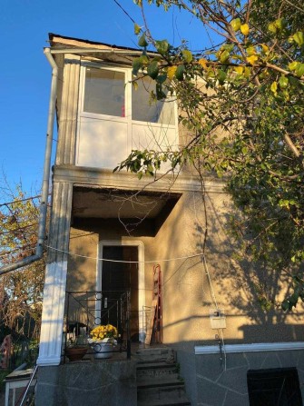 Продается  добротный дом с красного кирпича - фото 1