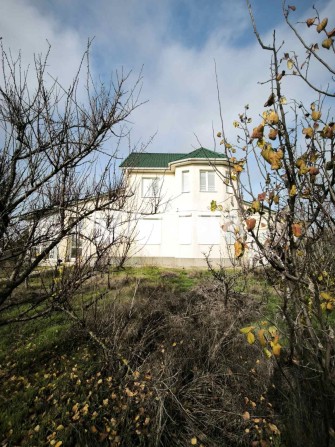 Продается дом у реки в г. Беляевка - фото 1