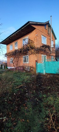 Продам будинок з ділянкою — сад, огород.  Власна свердловина. - фото 1