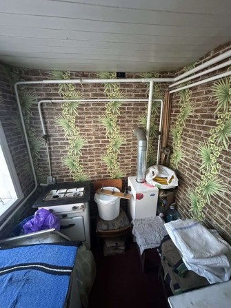 Продам 1/4 дома. - фото 1