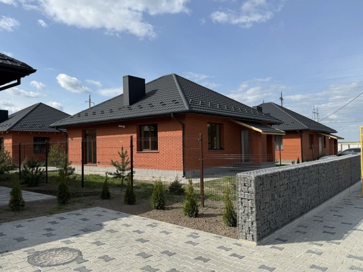 Продаж окремостоячого будинку - фото 1