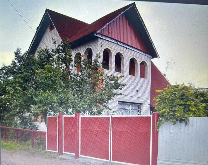 Продам двоповерховий будинок із затишним місцем для відпочинку, банею - фото 1