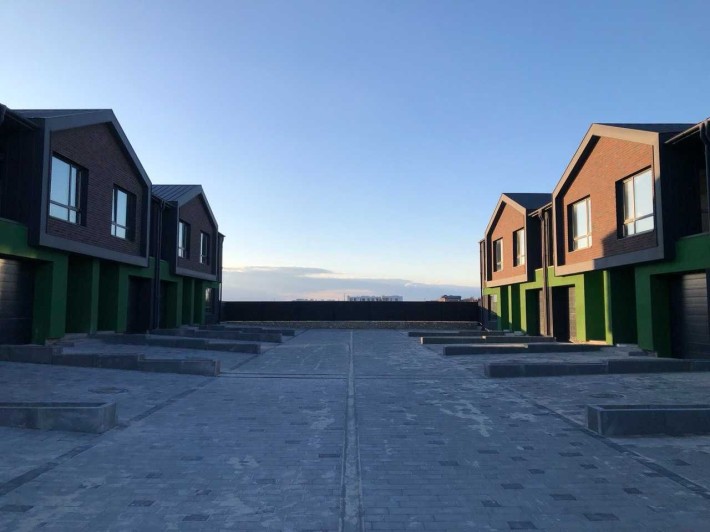 Котедж з ділянкою на 1.5 сотки, 120 кв. м на вул. Зелена 15/1 - фото 1