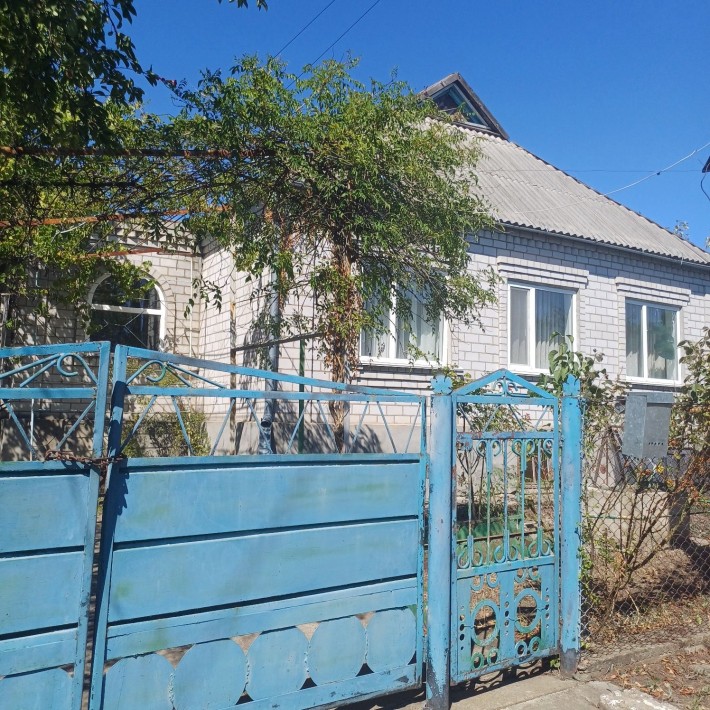 Продаеться будинок,за дитячою лікарнею,район Фрегат,під ремонт. - фото 1