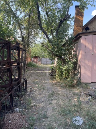 Продается 1/2 ч/д в центре пос Покотиловка 23000т - фото 1