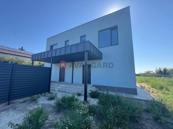 Продаж сучасного дуплекса Красная Слобода