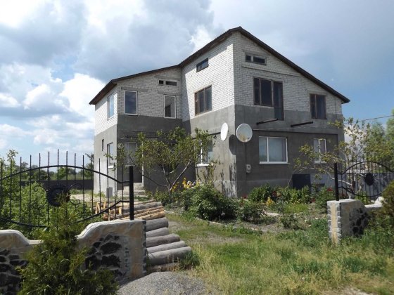 продам двухэтажный дом с. Билозорье, улица Озирная Белозерье