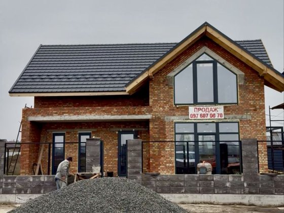 Новий будинок. Щойно збудований. є Оселя Геронимовка