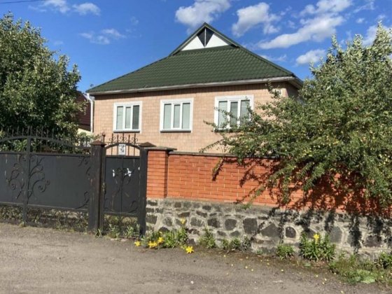 Будинок в Мошнах Мошны