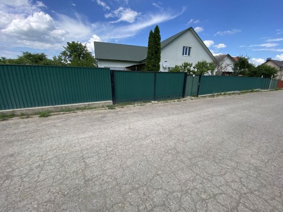 Продаж будинку Годилів