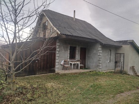 Дача, будинок зі зручностями біля міста, біля Карпат Сторожинець