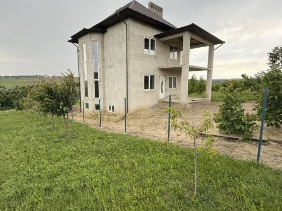Продаж 4-х кімнатного будинку, в с. Коровія Коровия