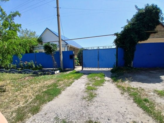 Дом в селе.беленькое