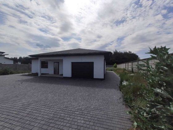 Будинок біля лісу у елітному районі Курилівка