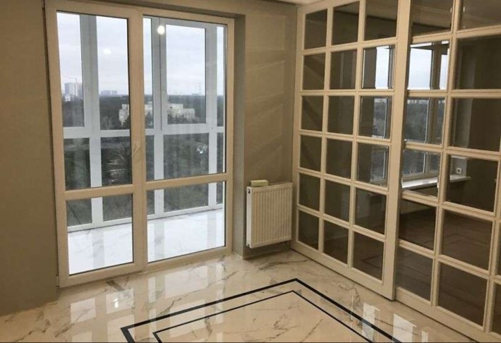 Продаж 3-к квартири вул. Воскресенська 18 - фото 1