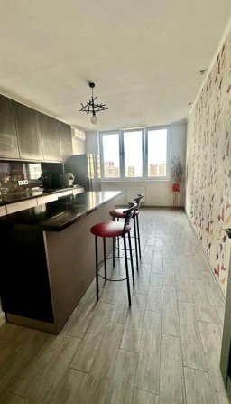 Продаж 2-к квартири вул. Олени Пчілки 6а - фото 1