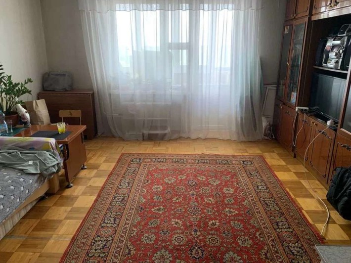 Продаж трикімнатної квартири, лівий берег ДВРЗ, по вулиці Марганецька, 22. - фото 1