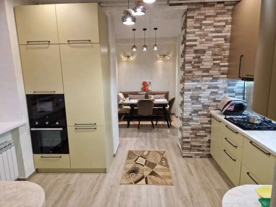 Продаж 2-кімнатної квартири на вул.Метробудівська, 13/10 Київ