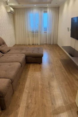 Продаж 3-к квартири вул. Урлівська 36 Дарницький район - фото 1