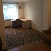 Продаж 2-кімнатної квартири на вул.Ревуцького, 17 Київ