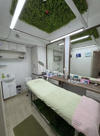 Салон красоты, действующий бизнес. Радужный. Цена в евро. - фото 1