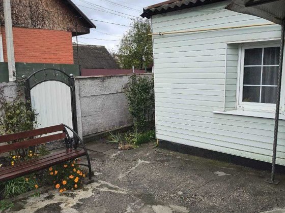 Продам дуже охайну частину будинку . Белая Церковь