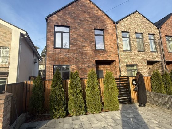 Таунхаус у Бучі! Топове місце і якість! Газ! Комори! Інститутська! Буча