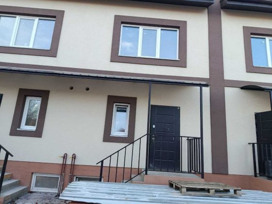 Продаж від забудовника. Є знижки!
Таунхауси вже готові до ремонту Вишневе