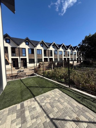 Таунхаус поруч з парком Буча - фото 1