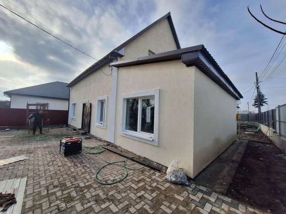 Будинок 80м +60м мансарда на 4 с ГАЗ опалення центр м.Бориспіль Бориспіль