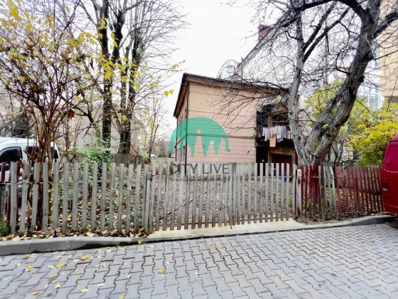 ЕКСКЛЮЗИВНА Пропозиція Будинок+ 10сот землі в центрі (63) Івано-Франківськ