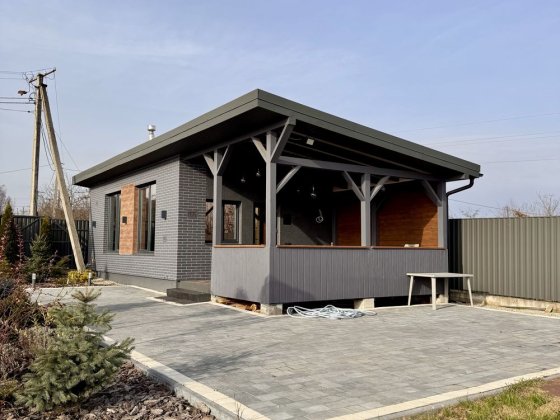 Продається сучасний будинок з ділянкою 6сот у мальовничій локації Ивано-Франковск