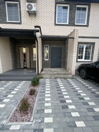 Продається ТанХаус на Військбуді - фото 1