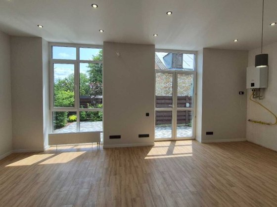 Буча. Будинкок з новим ремонтом. Держпрограми так. Мін. оформлення Буча