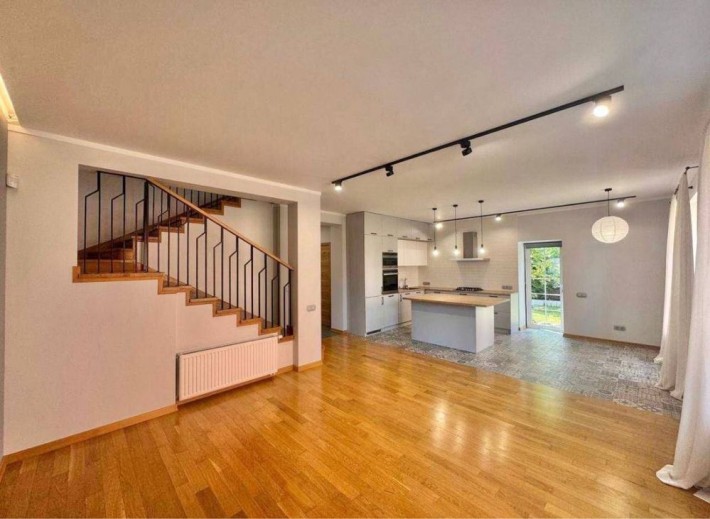 Дом с газом/ремонтом/мебелью Ирпень/Буча/Киев - фото 1